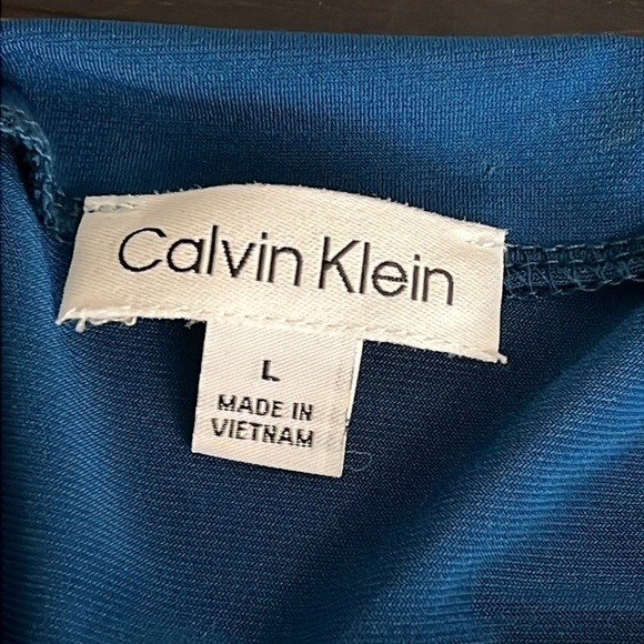 Calvin Klein blue sleeveless ruched top, stretchy, teal blue, size Large - Picture 4 of 12